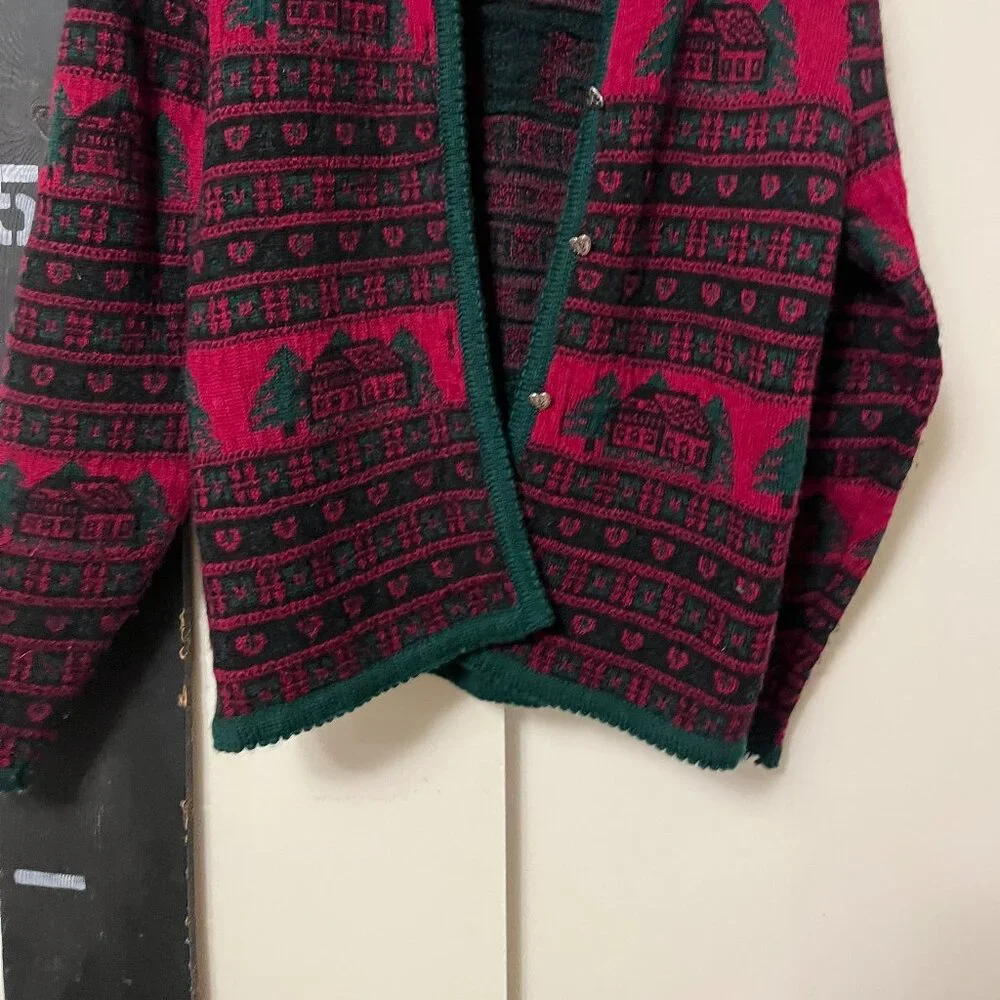 Eagles Eye 80s vintage wool sweater green and red size L but is modern S - Picture 4 of 10